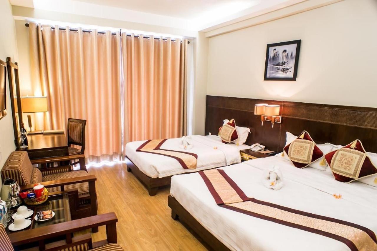 Gold Hotel Hué Eksteriør billede