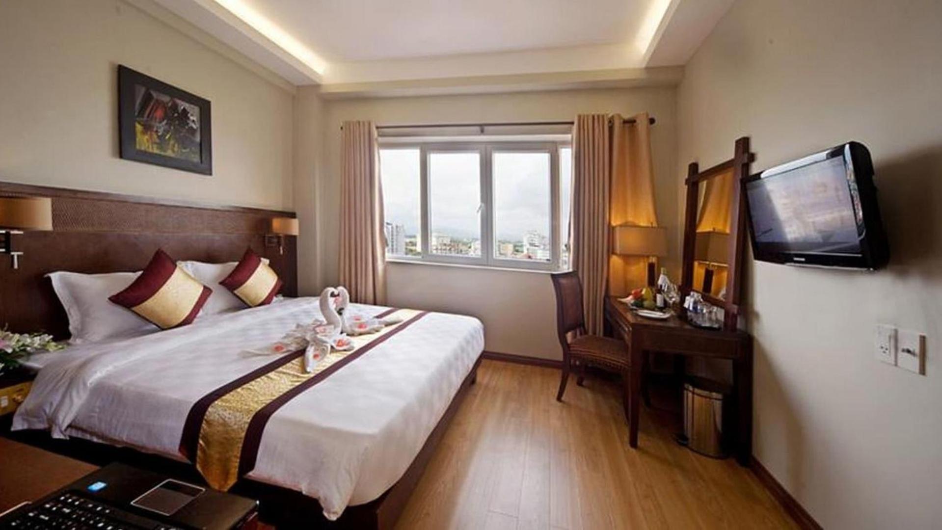 Gold Hotel Hué Eksteriør billede