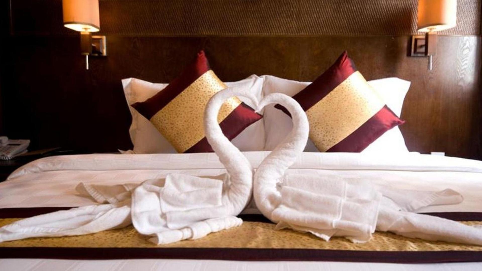 Gold Hotel Hué Eksteriør billede